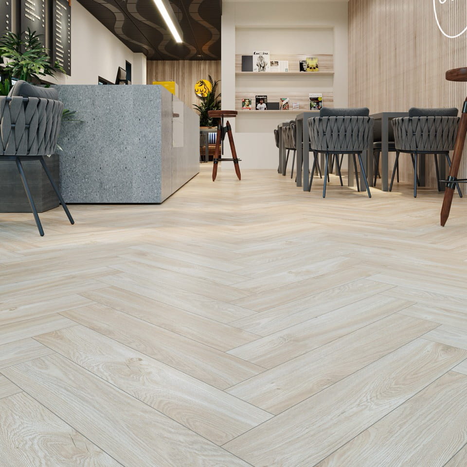 Кварцвинил CronaFloor H002 Дуб Ницца Herringbone в интерьере