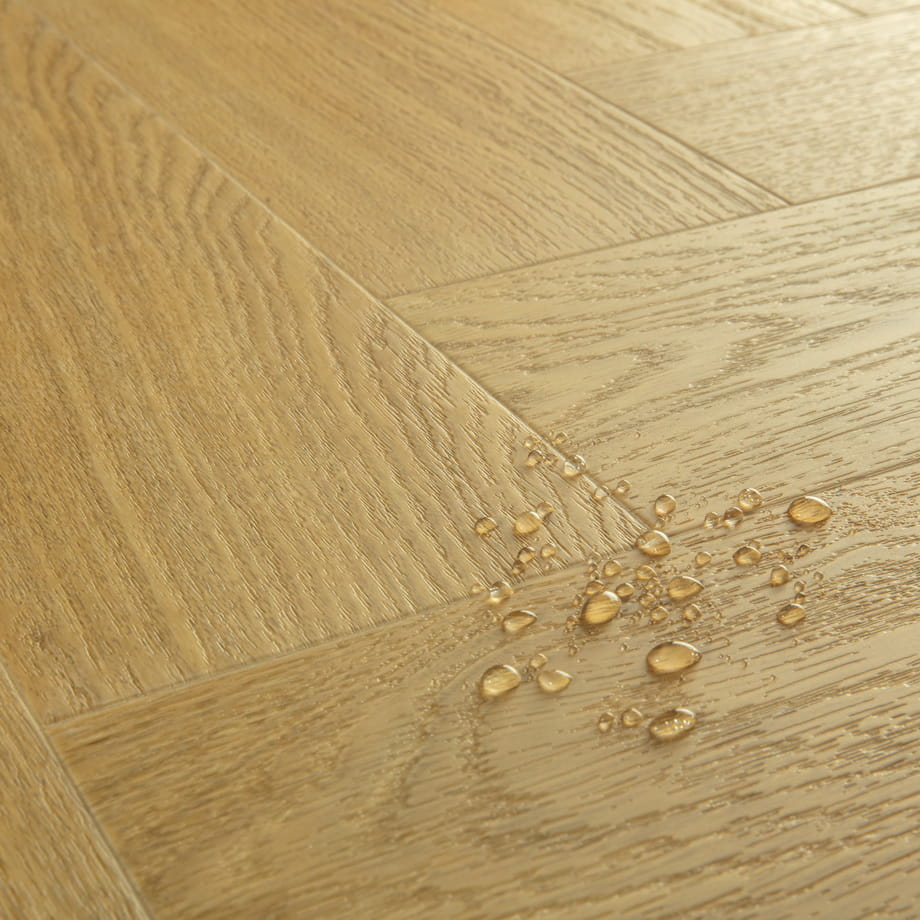 Виниловый пол Quick-Step Дуб безмятежный натуральный средний SGHBC20332 Pristine фактура поверхности