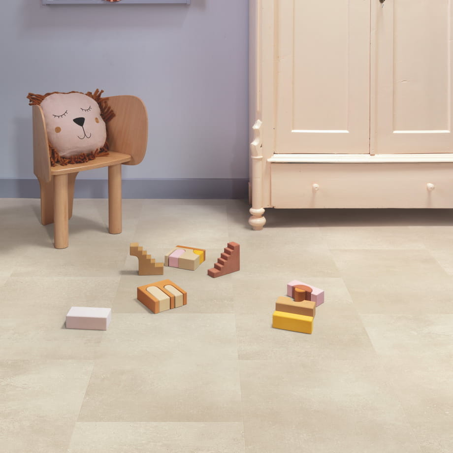 ПВХ-плитка Quick-Step Коралл AVSTU40232 Alpha Vinyl Oro в интерьере 3