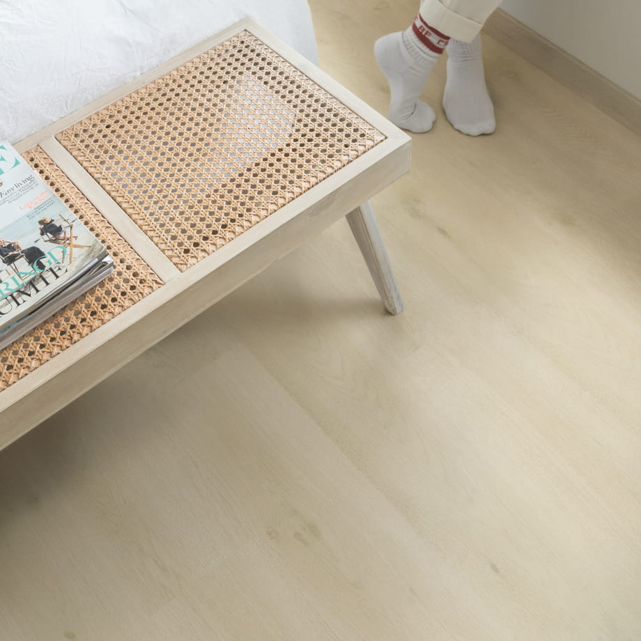 Quick-Step Морской Бриз Серо-бежевый Liv SGSPC20319 в интерьере