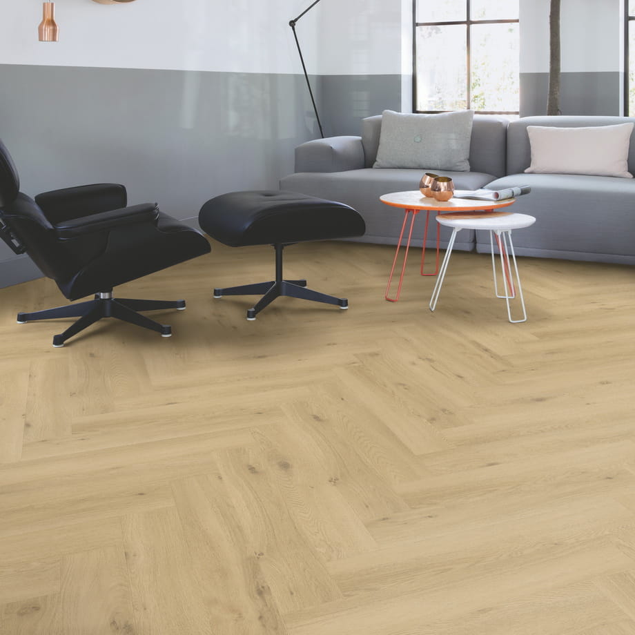 Виниловый пол Quick-Step Морской бриз натyральный SGHBC20326 Pristine в интерьере 2