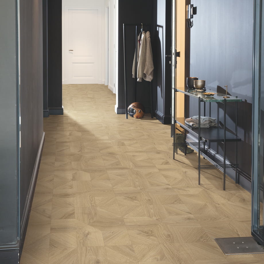 Ламинат Quick-Step Дуб Песочный Брашированный IPU4142 Impressive patterns Ultra в интерьере 3