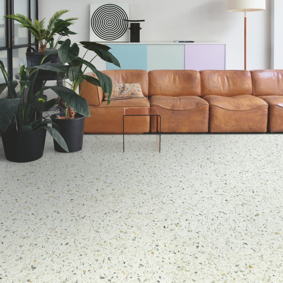 Quick-Step Терраццо многоцветный SGTC20307 Blush в интерьере