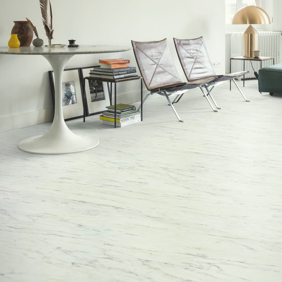 Quick-Step Мрамор белый лунный SGTC20305 Blush в интерьере 2