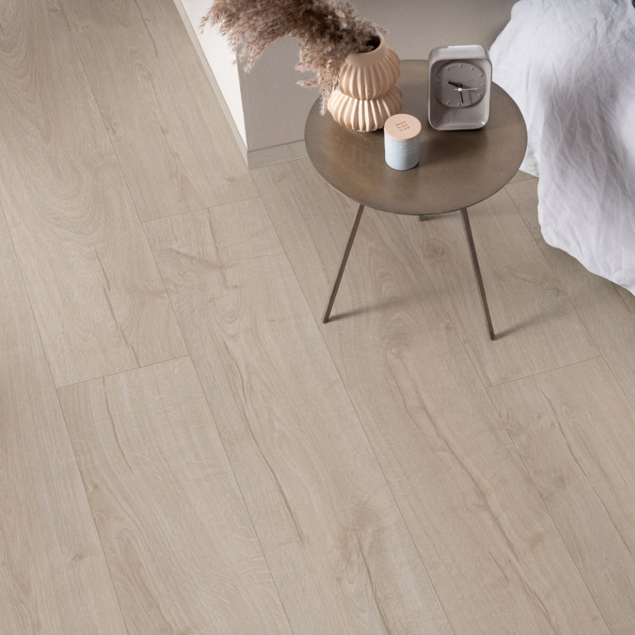 Ламинат Pergo Skara Pro L1251-03369 Новый Английский Дуб в интерьере 2