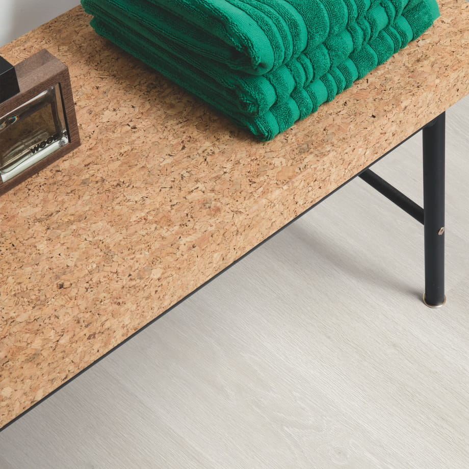 Ламинат Quick-Step Дуб Итальянский Светло-серый U3831 Eligna в интерьере 2