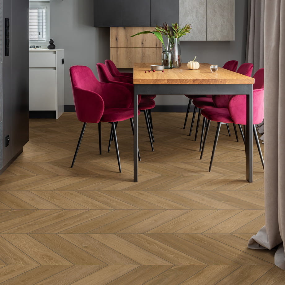 Кварцвинил SPC Floor Marengo 2196 Aberhof Chevron в интерьере