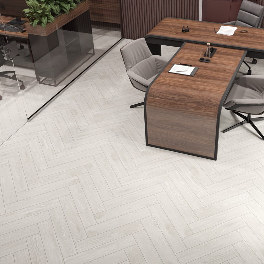 Кварцвинил CronaFloor H003 Дуб Нант Herringbone в интерьере 3