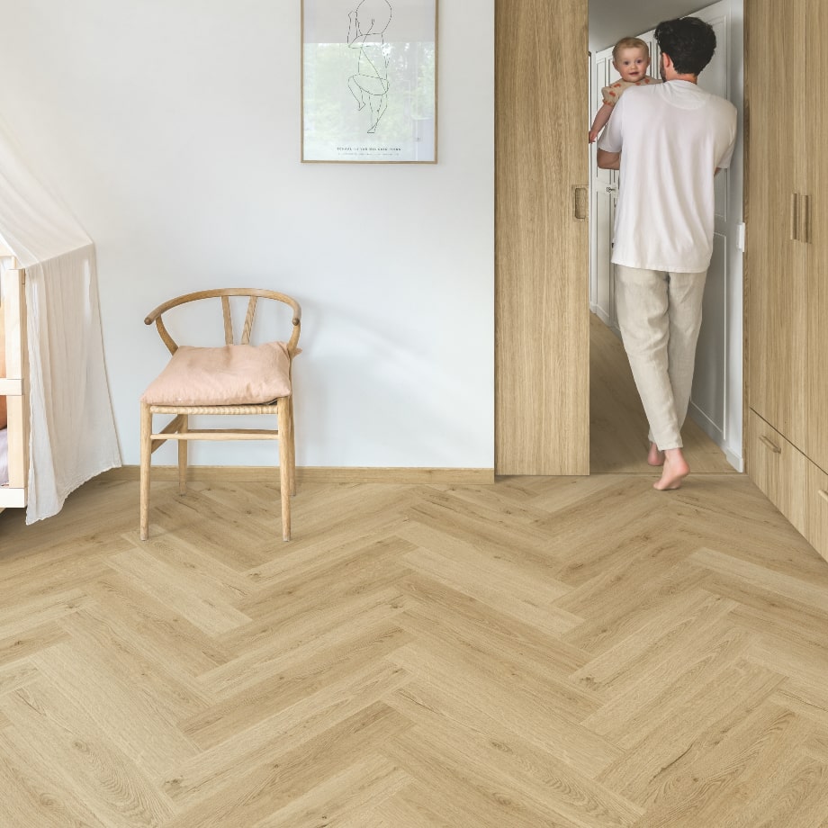 Кварц виниловый пол Quick-Step Alpha Vinyl Ciro AVHBU40362 Эко Беж в интерьере