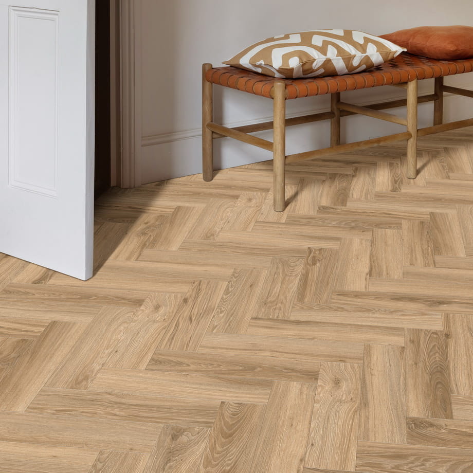 Кварцвинил Moduleo Blackjack Oak 22229 Roots 0.55 Herringbone в интерьере
